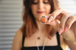 anillo doble bolitas plata cornalina naranja colección Bolivia